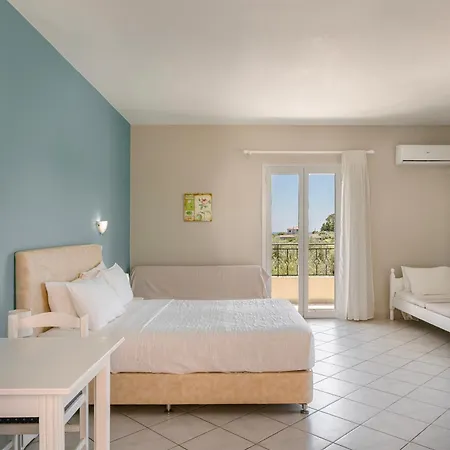 Szálloda Nautilos Szulári