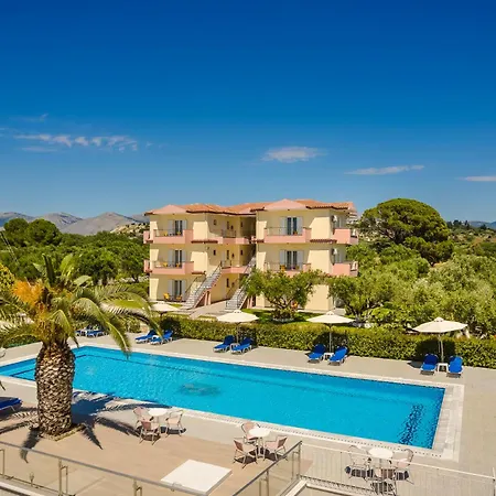 Nautilos Hotel *