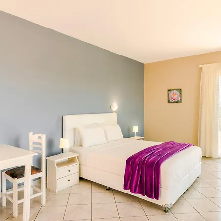 Nautilos Hotel Soullároi