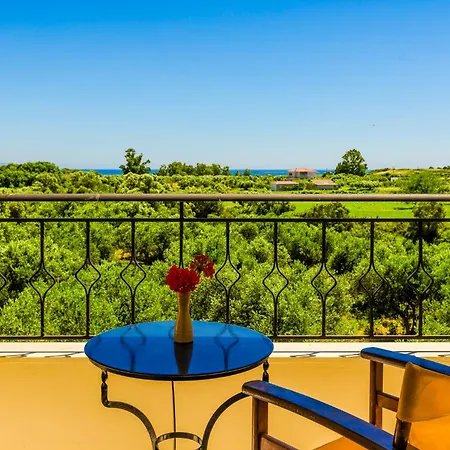 Hotel Nautilos *