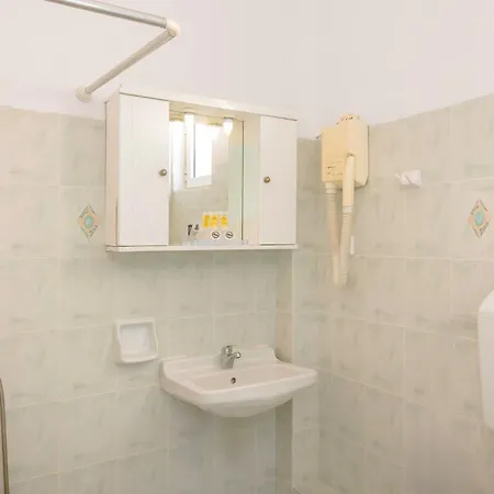 Nautilos Hotel Soullároi